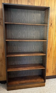 lot 27 image: Wooden Bookshelf