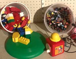 lot 120 image: Large Lot of Amazing Vintage Toys