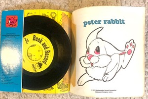 lot 121 image: Vintage Childrens Vinyl 45 Records and Read along Books