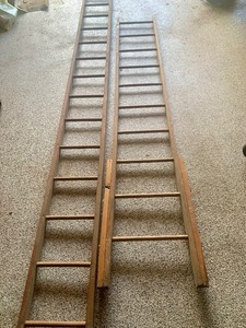 lot 103 image: Wooden Extension Ladder