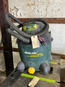 lot 10 image: SHOP VAC 12 GAL  4.5 HP WETDRY