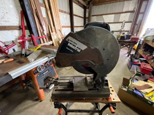 lot 12 image: BLACK & DECKER 14 CHOP SAW INDUSTRIAL