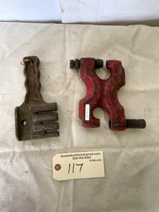 lot 117 image: Steel Vintage Items