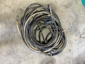 lot 143 image: Lot of Hoses