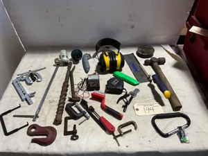 lot 194 image: Shop Tools Flaring Tool