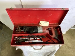 lot 35 image: Milwaukee Super Saw Zall Kit
