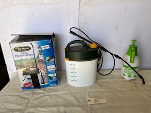 lot 80 image: Flo Master Battery Powered Sprayer