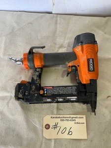 lot 106 image: Ridged Finish Stapler