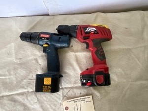 lot 111 image: 2 - 12 Volt Drills Skil & Ryobi
