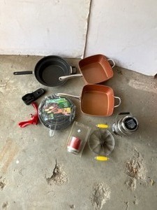 lot 279 image: Pans, thermos, tub, pineapple cutter