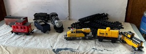 lot 340 image: Train set with tracks