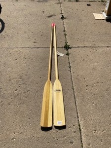 lot 346 image: 7 New Boat Oars - Feather brand