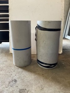 lot 208 image: 2 - Rolls of white flashing 24 wide