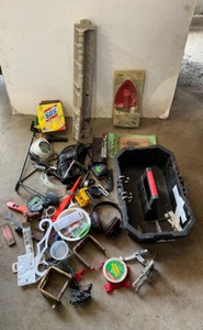 lot 211 image: Lot of Shop Items, tape measure, ear protection, puller, clamp, organizer, cutter, drill, tote