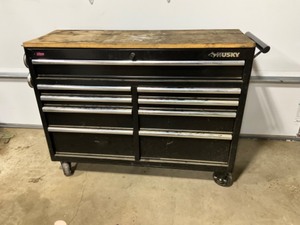 lot 229 image: Husky Tool Box - 9 Drawer on casters
