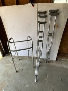 lot 240 image: Metal Mop bucket
