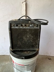 lot 248 image: SP-10 Speakeramp