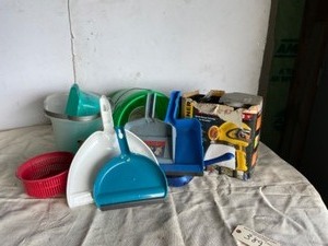 lot 389 image: Wagner paint sprayer