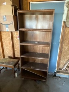 lot 403 image: Wooden Book Shelf 6 H x 2 12 W