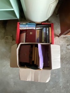 lot 407 image: Lot of Books, Dictionary