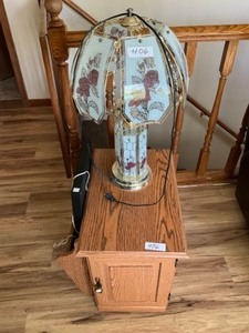 lot 506 image: Side Table with lamp & Mag Holder