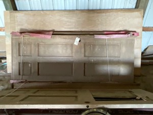 lot 688 image: Plywood & 6 panel doors