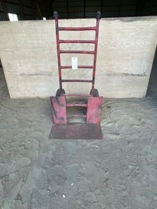 lot 717 image: Heavy Duty 2 Wheel Dollie