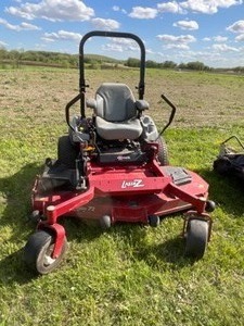 lot 732 image: Exmark Lazer Z Ultra Cut 72 Lawn Mower