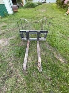 lot 741 image: 48 -Edge Step Thru Forks