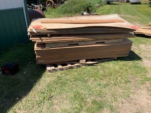 lot 671 image: Lot of Plywood 66 count
