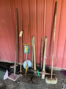 lot 633 image: Lawn and Garden - Pick Axe, Pry Bar, Old Rake & Misc