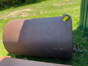 lot 651 image: 300 gallon Fuel tank & Stand
