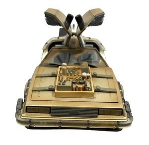 lot 61 image: Diamond Select 115 Scale Back To The Future Rail Ready Delorean Time Machine