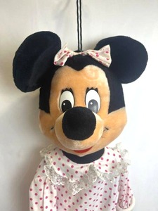 lot 83 image: Disneyland World Parks 27 Minnie Mouse PJ Hanging Bag Plush Doll