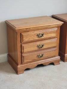 lot 53 image: Classic Oak Bedside Table Pair