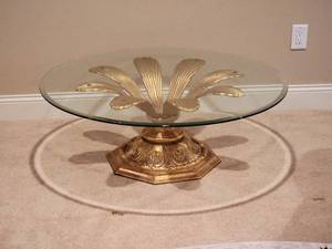 lot 1 image: Hollywood Regency Gold Gilt Metal Palm Cocktail Table with Glass Surface