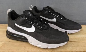 lot 21 image: Brand New Nike Air Max React 270 Shoes Mens Size 10.5 Sneakers Black & White N