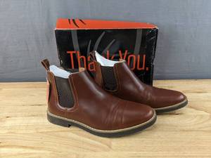 lot 11 image: New Deer Stags Rockland Chelsea Boots Mens Size 10.5 - Brown  L