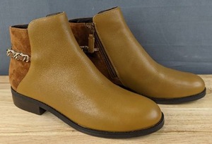 lot 86 image: New Cole Haan Idina Ankle Bootie Womens size 8B L