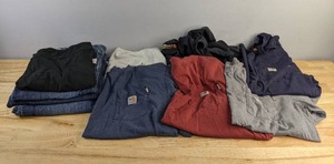 lot 174 image: Assortment of Carhartt and Ariat Clothing Ariat Hooded Sweatshirt Size XL and Womens Jeans Size 33L, Carhartt Shirts Sizes M-L C