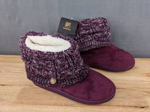 lot 84 image: Brand New Family Fairy Classic Bootie Slippers Womens Size 9-10 L
