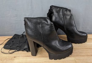 lot 160A image: Brand New Richealnana Platform Lace Up KneeThigh High Black Boots Womens Size 11 L