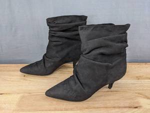 lot 166J image: Brand New Tall Comfort Form Black Heel Booties, Womens Size 10 L