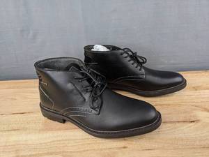lot 76 image: Brand New Arkbird Chukka Boots Mens Size 10.5 L