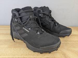 lot 343 image: Adidas Terrex AX4 Mid Hiking Shoes Mens Size 8.5 - Black L