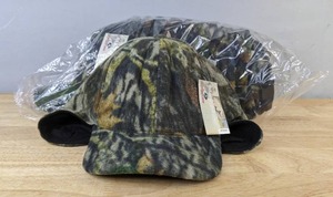lot 2 image: 24 Brand New Advantage Series LTD Flex Fit OSFA A