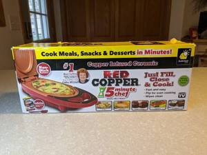 lot 407 image: New Red Copper 5 Minute Chef Electric Meal Maker P