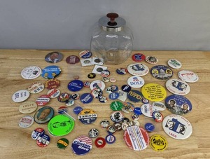 lot 81 image: Large Collection of Vintage Political Buttons with Decorative Jar Clinton, Bush, Dole and Many More E