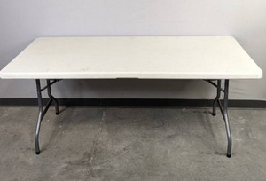 lot 61 image: White Folding Banquet Table N