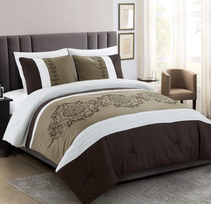 lot 457 image: 3 Pieces Bedding Ensemble Brown Taupe Victorian Print Comforter Set King Size Bedding